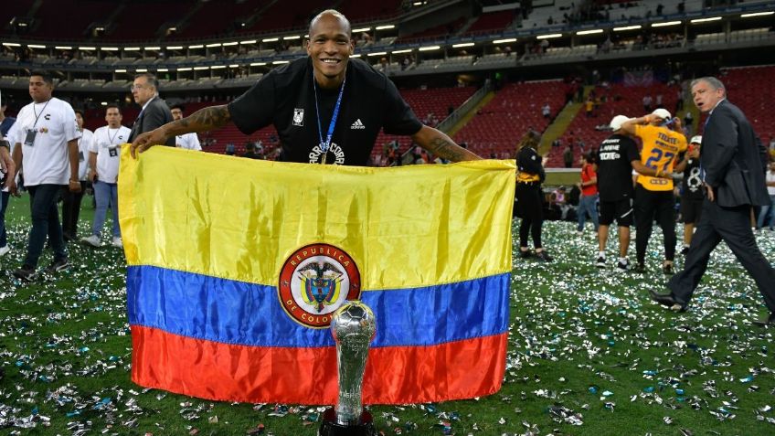 Quiñones, campeón con Tigres, mienta la madre a fans de Chivas: "Vayan a llorar" (VIDEO)