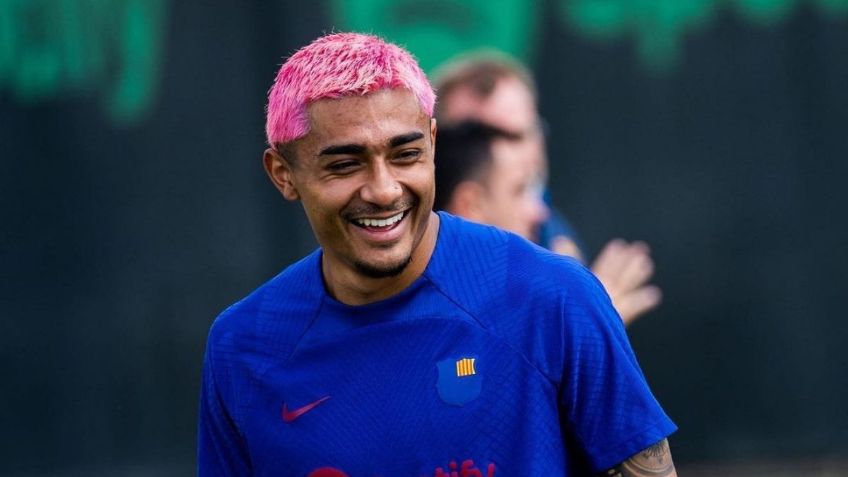 ¿Adiós a Julián Araujo? El FC Barcelona habría sondeado otras opciones para lateral derecho