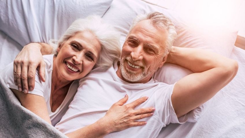 ¿Qué es mejor para la quema de CALORÍAS, el cardio o tener relaciones?