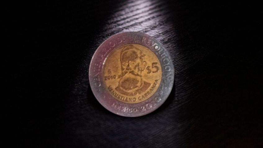 ¿Cómo es la rara moneda de 5 pesos que vale 600,000 pesos en internet?