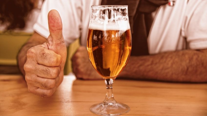 ¿Qué es mejor para quitarse el calor, tomar cerveza o un refresco? | Recomendaciones