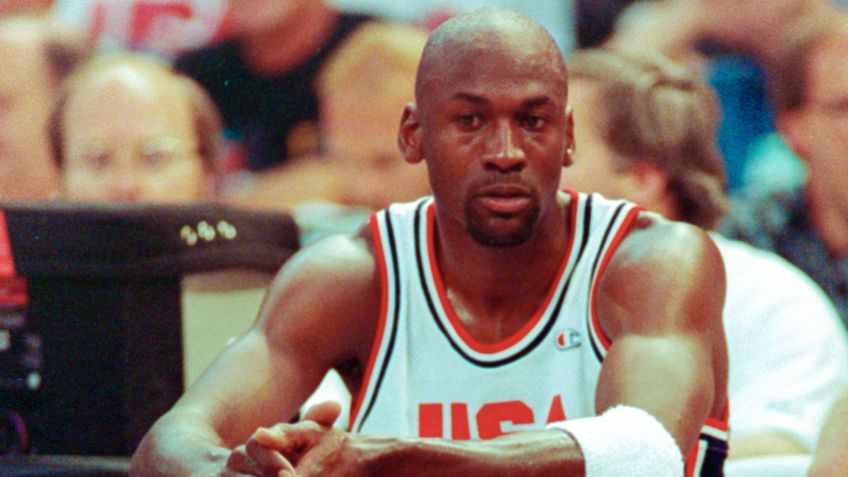 Esta es la fortuna de Michael Jordan después de vender a los Hornets