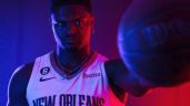 Se tatúa nombre de ZION WILLIAMSON tras amenazarlo con VIDEOS SEXUALES
