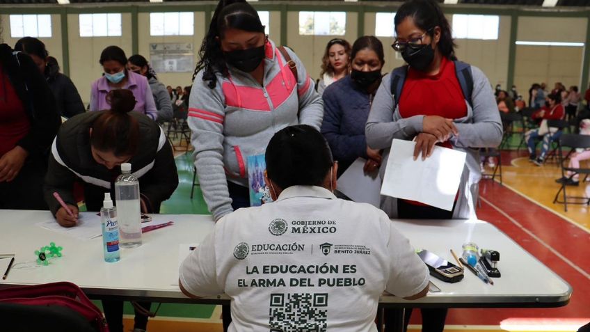 Becas Benito Juárez: ¿Qué estudiantes recibirán 10,000 pesos con el PAGO de junio 2023?