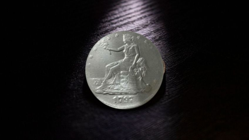 ¿Tienes monedas de dólar? Hay una de PLATA que se vende por 1 millón 500 mil pesos