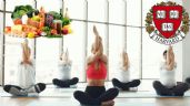 ¿Por qué el yoga ayuda a comer conscientemente según la Universidad de Harvard?
