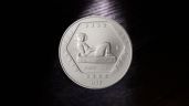¿Cuánto vale la rara moneda de PLATA con un Chac Mool? | Numismática