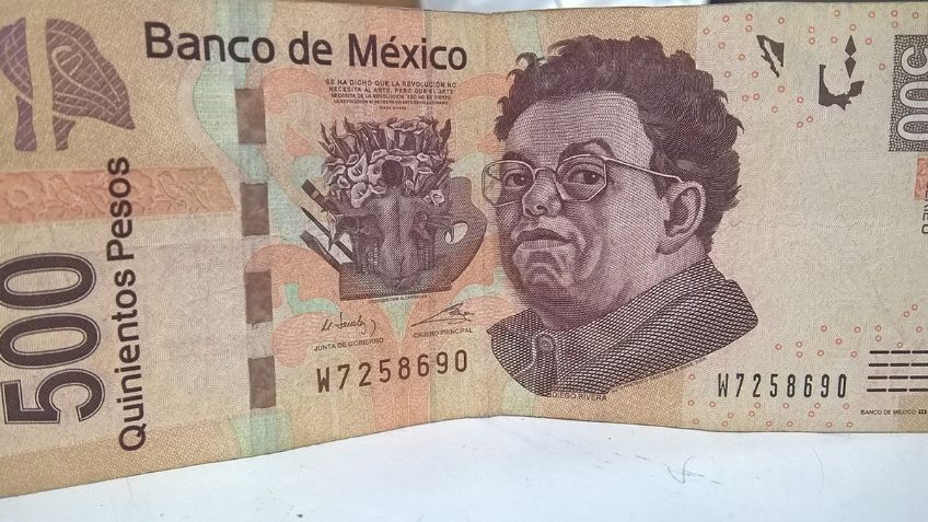 Venden 14 billetes de 500 pesos por 32 mil pesos; ¿cuáles son sus NÚMEROS de SERIE?