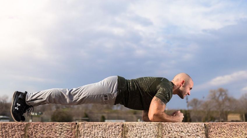 Checa los mejores 5 tipos de PLANCHAS para tener un ABDOMEN envidiable