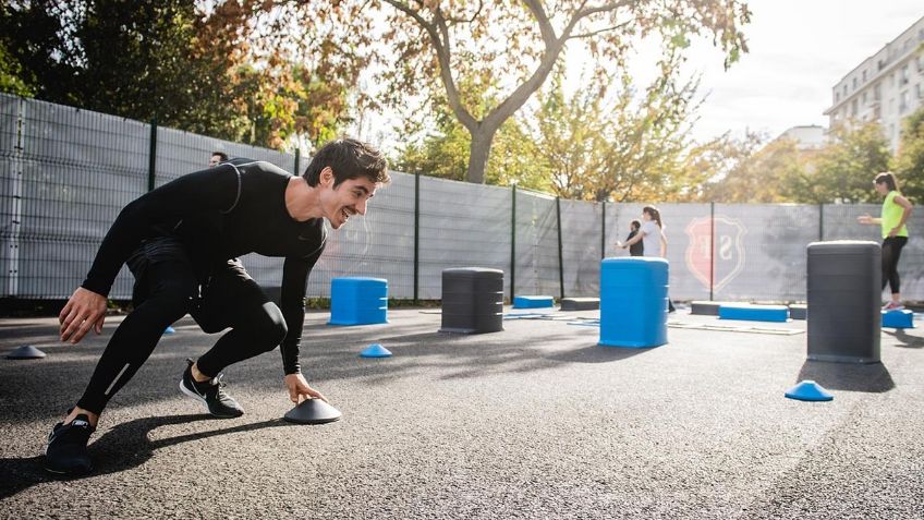 Cozy cardio: la sencilla rutina de EJERCICIOS para mantenerse en forma sin salir de casa