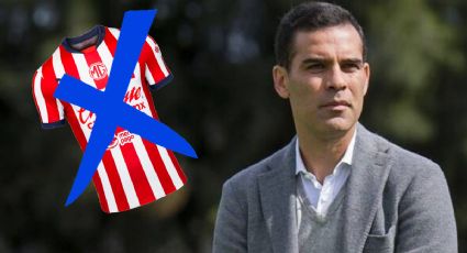 Rafa Márquez le hace el feo a Chivas tras negarse a firmar una camiseta de un fanático