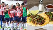 Foto ilustrativa de la nota titulada: Fue campeón con Chivas, está al borde del retiro y ahora vende tacos de asada