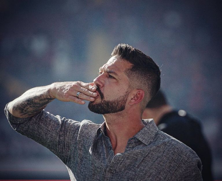 IG: @misterbenjaminmora