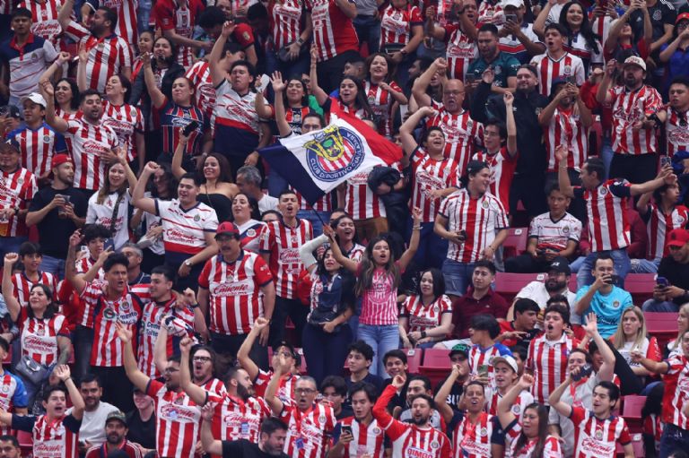 X: @Chivas