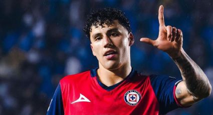 Aficionados de Cruz Azul revientan a Jorge Sánchez tras su expulsión ante Tijuana