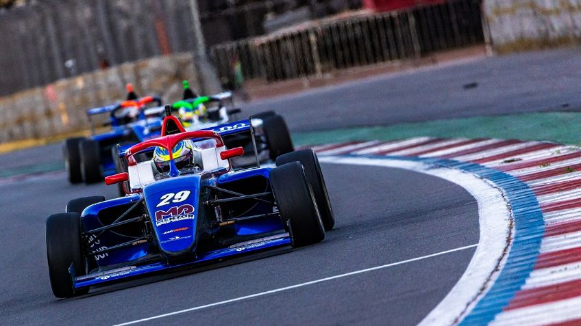 Alessandros Racing arrasa en la tercera fecha y se lleva el podio de la FIA F4 NACAM