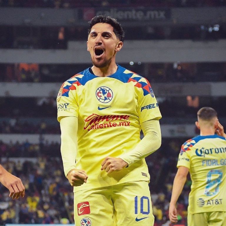 Diego Valdés celebra triunfo del América. (IG: @diego_valdes_10)  