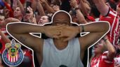 Foto ilustrativa de la nota titulada: Fanáticos de Chivas explotan contra Chicharito Hernández tras aparecer en final de la Kings League