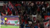 Jugador en Colombia recibe navajazo en pleno clásico Medellín vs Nacional | VIDEO