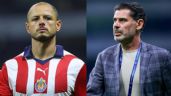 Foto ilustrativa de la nota titulada Así fue la emotiva despedida de Chicharito Hernández a Fernando Hierro tras su salida de Chivas