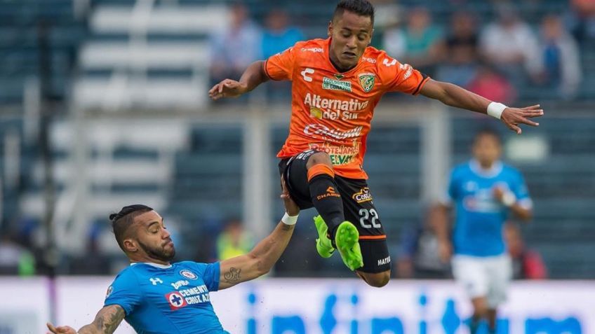 La vez que Jaguares y Cruz Azul protagonizaron una polémica pelea campal en el Estadio de la Máquina