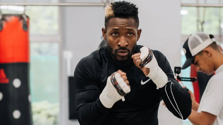 William Scull responde a Canelo Álvarez por decisión de renunciar al título mundial para evitarlo