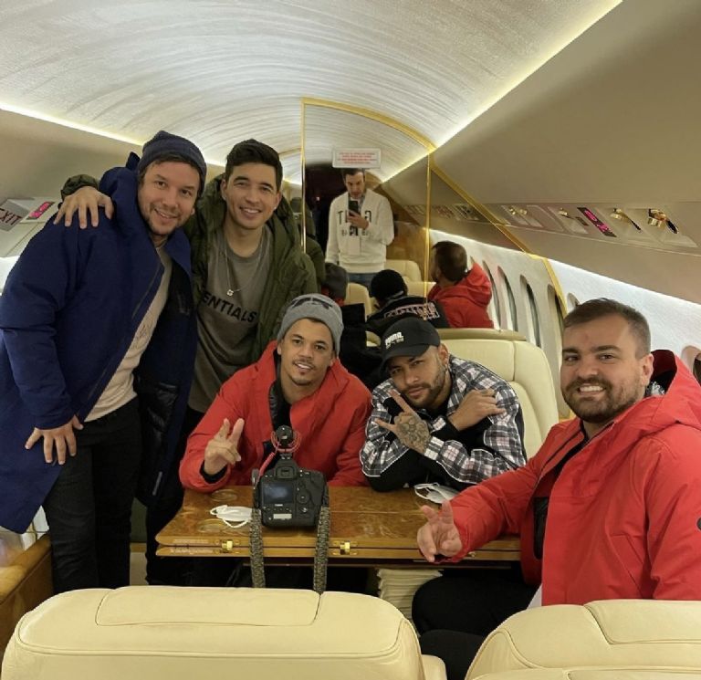IG: @neymarjr