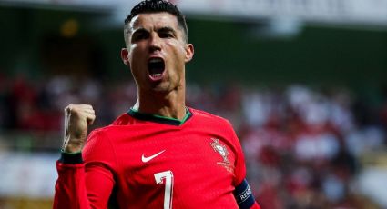 El VIDEO viral donde Cristiano Ronaldo se automotiva antes de tirar un tiro libre