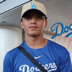 Conoce a Ezequiel Rivera, el beisbolista mexicano de 14 años que firmó con los Dodgers | VIDEO