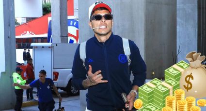 El MILLONARIO sueldo que cobraba Carlos Salcedo en Cruz Azul antes de pedir su salida