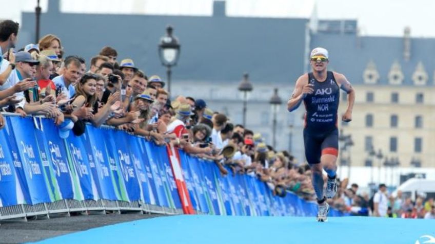 Deplorable estado del agua del Río Sena posterga la prueba de triatlón masculina | FOTOS