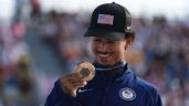 Foto ilustrativa de la nota titulada Skater Nyjah Huston expone en video la mala calidad de las medallas olímpicas de París