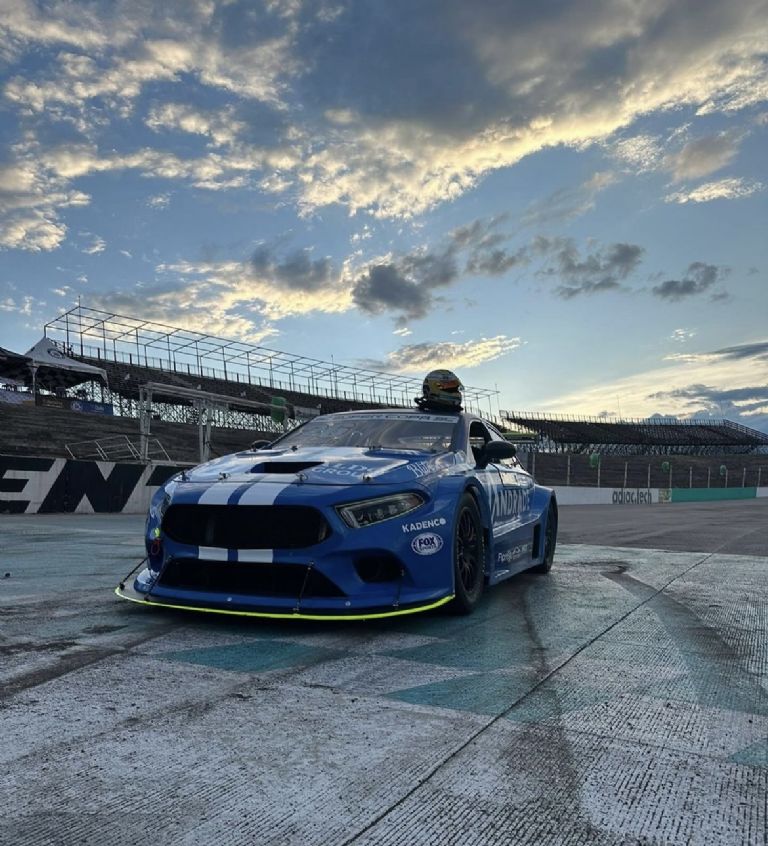 IG: @supermariodominguez