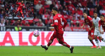 Alexis Vega anota GOLAZO a lo Panenka, en el "baile" de Toluca ante Querétaro | VIDEO
