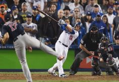 Foto ilustrativa de nota MLB 2025: ¿Cuál es el juego más largo que se ha disputado en la historia de la Serie Mundial?