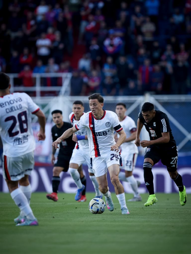 X: @SanLorenzo
