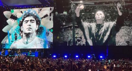 Diego Maradona recibe homenaje de Liam y Noel Gallagher en concierto de Oasis en Argentina | VIDEO