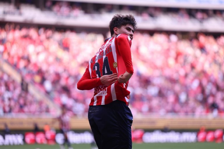 X: @Chivas