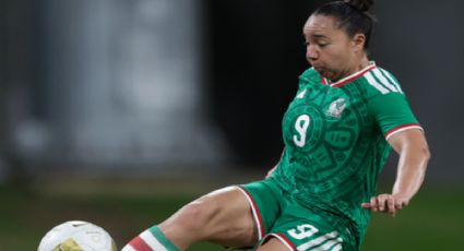 ¡14 goles! Charlyn Corral anotó siete en triunfo de México Femenil ante San Vicente; imponen récord