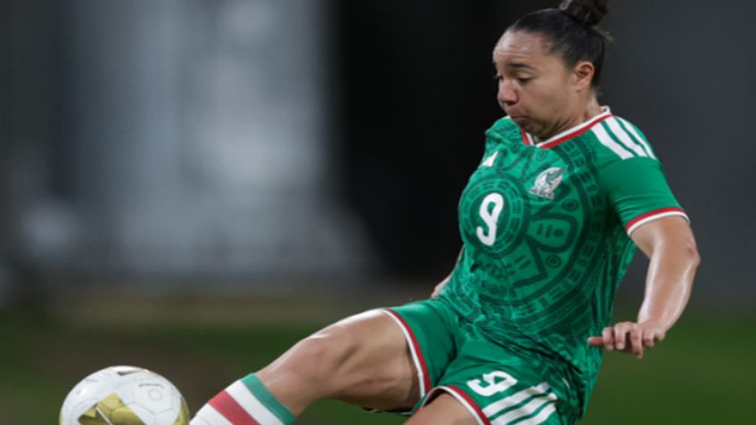 ¡14 goles! Charlyn Corral anotó siete en triunfo de México Femenil ante San Vicente; imponen récord