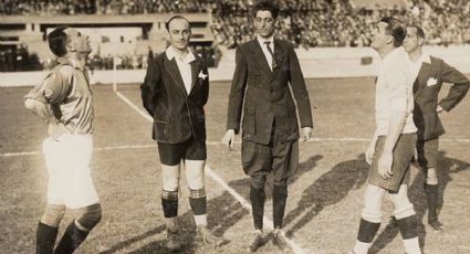 El árbitro que dirigió un Mundial casi a ciegas por un silbato roto en 1930