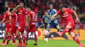 Foto ilustrativa de la nota titulada: Toluca vence al América y sueña con el liderato; Paulinho logra tricampeonato de goleo