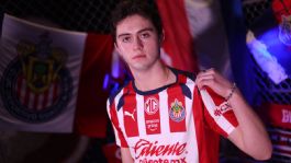 Foto que representa a Chivas presenta a Brian Gutiérrez, refuerzo para el Clausura 2026; ¿cuál es su trayectoria?