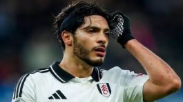 Foto que representa a ¡Final agónico! Raúl Jiménez y Fulham, eliminados de la Carabao Cup tras caer ante Newcastle