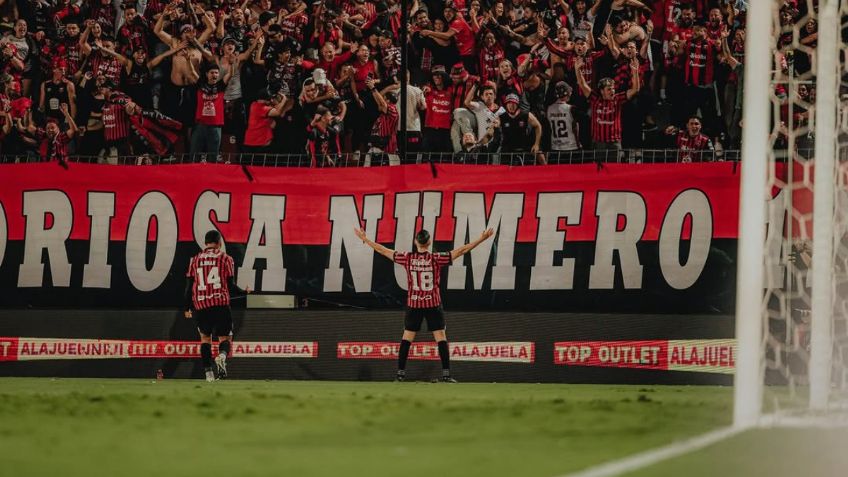 Surgió en Santos Laguna, no logró establecerse en Chivas, pero quedó campeón en Costa Rica