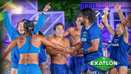 Foto que representa a Exatlón México: Azules doblegan a rojos y alistan operación Cordon Bleu; ¿De qué se trata?