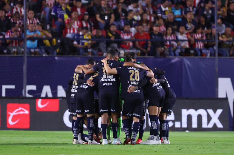 X: @Chivas