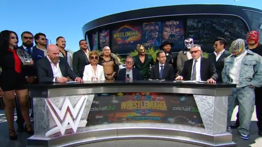 ¡Bombazo! WWE hace oficial la compra de AAA previo a WrestleMania 41 | VIDEO