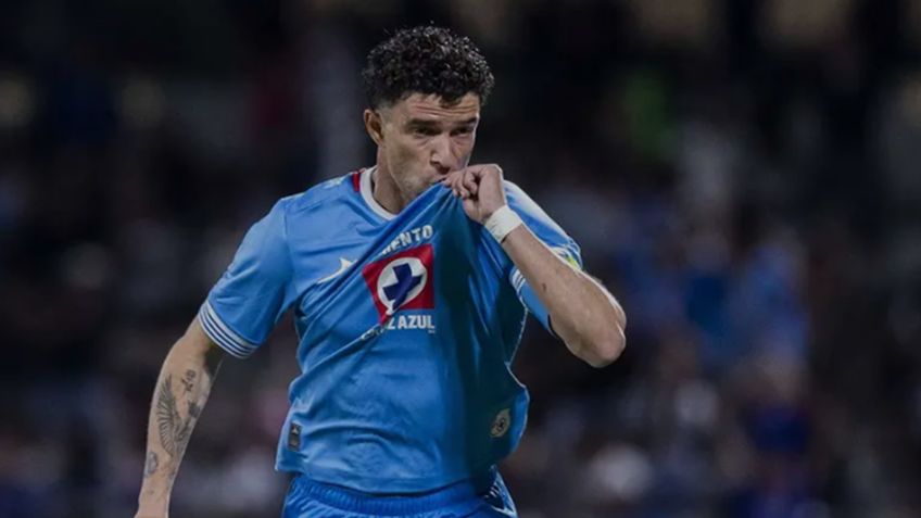 Nacho Rivero honra la memoria de su madre y le dedica el pase de Cruz Azul ante América | VIDEO