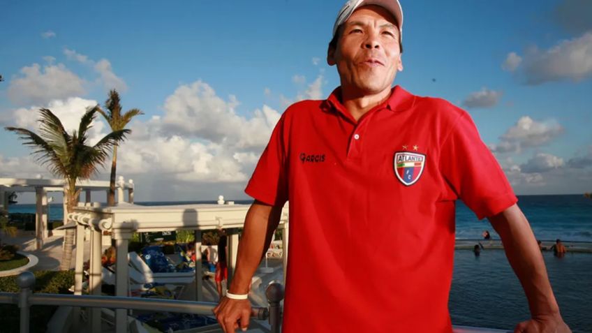 Día del Maestro 2025: Profe Cruz, el docente de primaria que le devolvió la gloria al Atlante